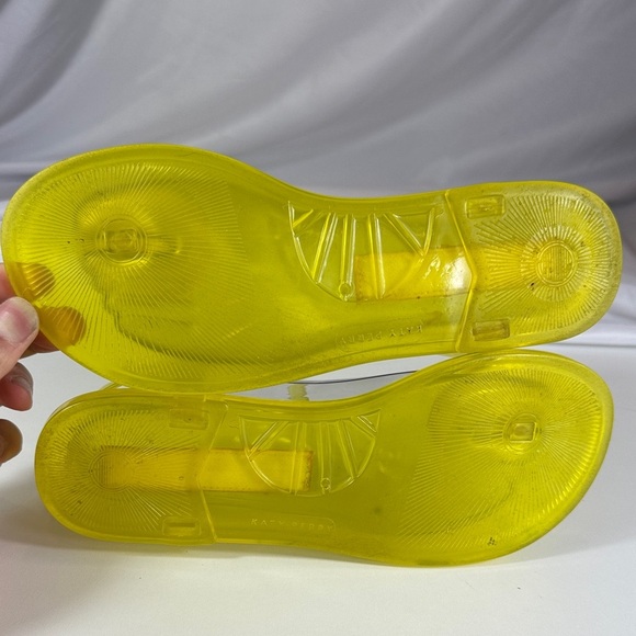 Katy Perry Collection Yellow Lemmon Jelly Sandals - Picture 9 of 9